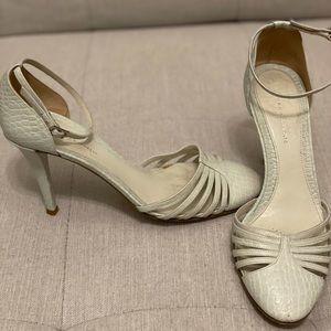 Banana republic heels size 6.5